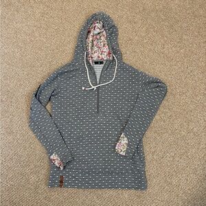 Women’s half zip hoodie sweatshirt with thumb holes